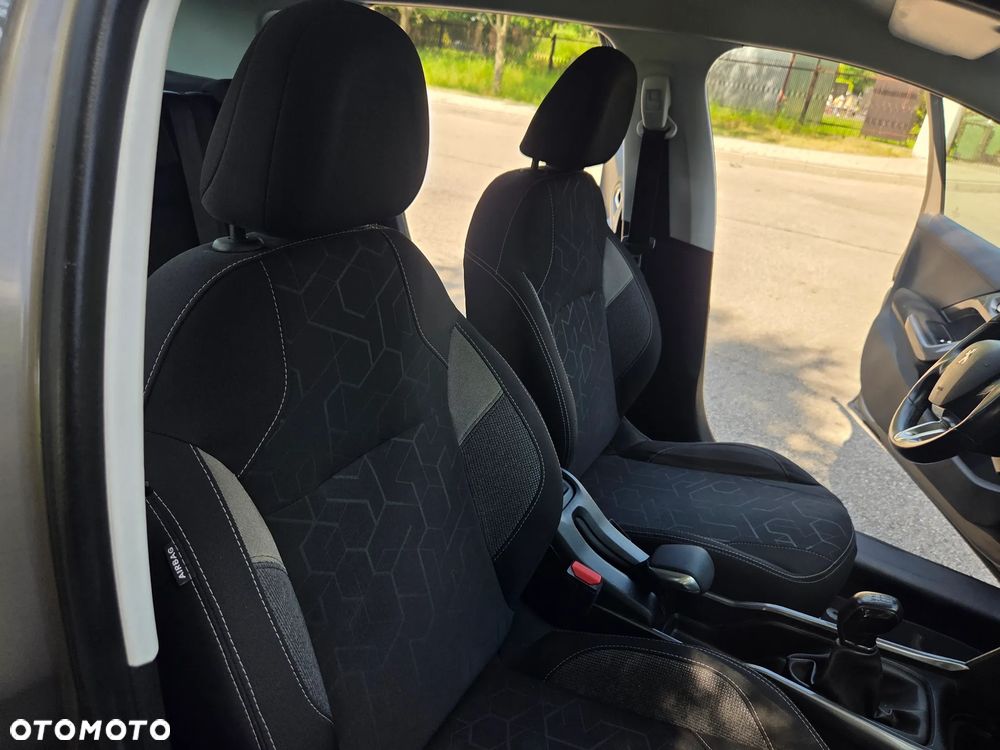 Peugeot 2008 PureTech 110 Stop&Start Active - 19