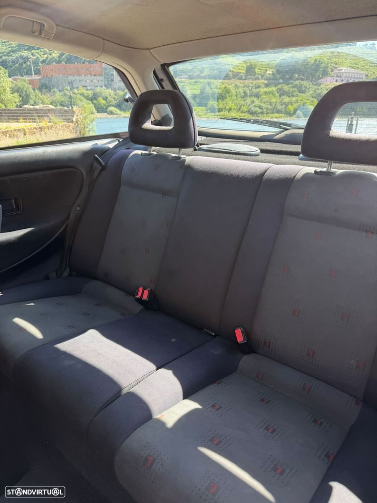 SEAT Ibiza 1.4 16V Sport - 6