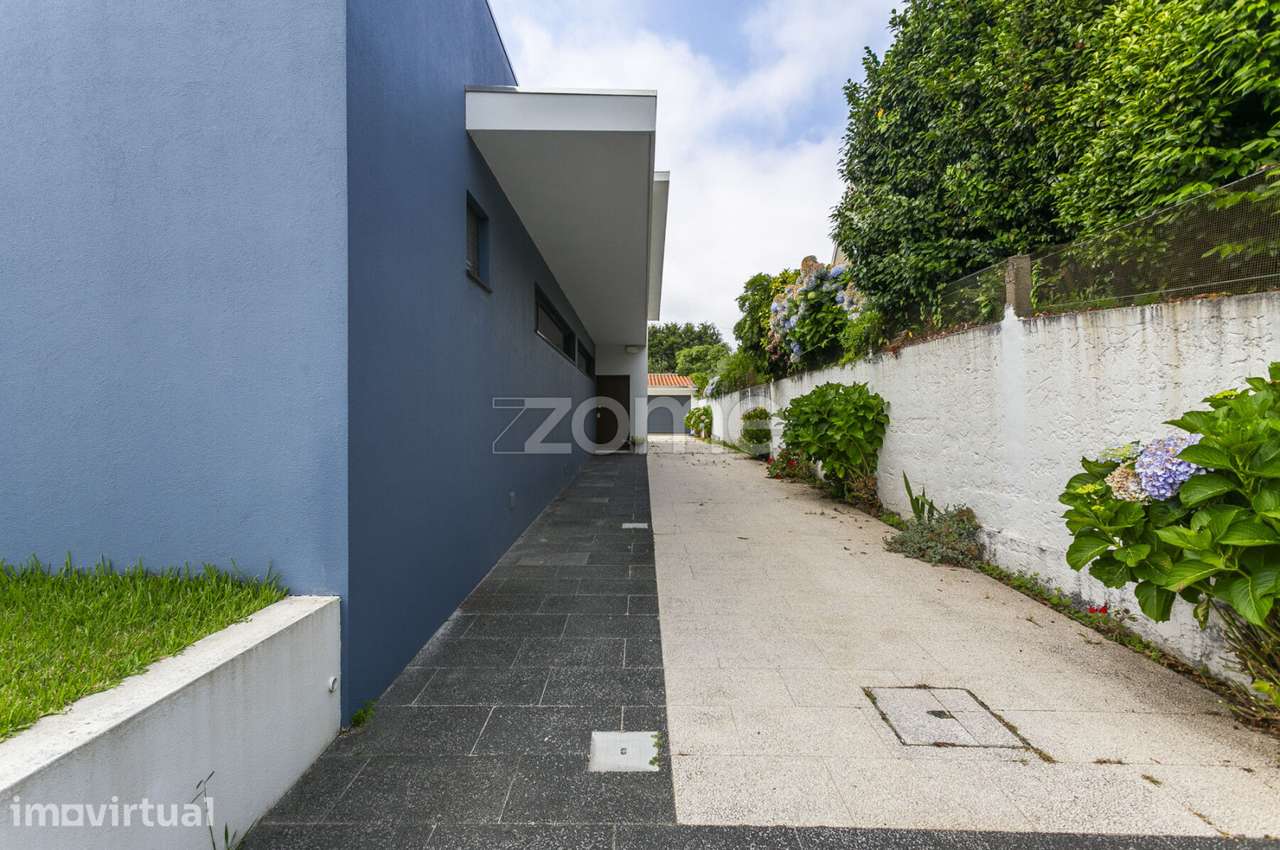 Moradia T4 Duplex c/ 745m2 de terreno, S. Félix da Marinha, V.N.Gaia - Grande imagem: 2/40