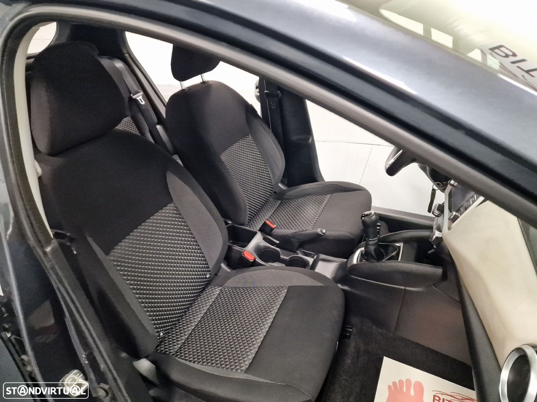 Nissan Micra - 60