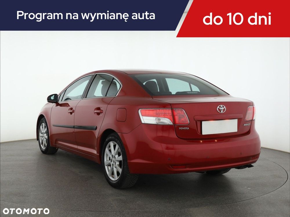 Toyota Avensis 2011 photo 5