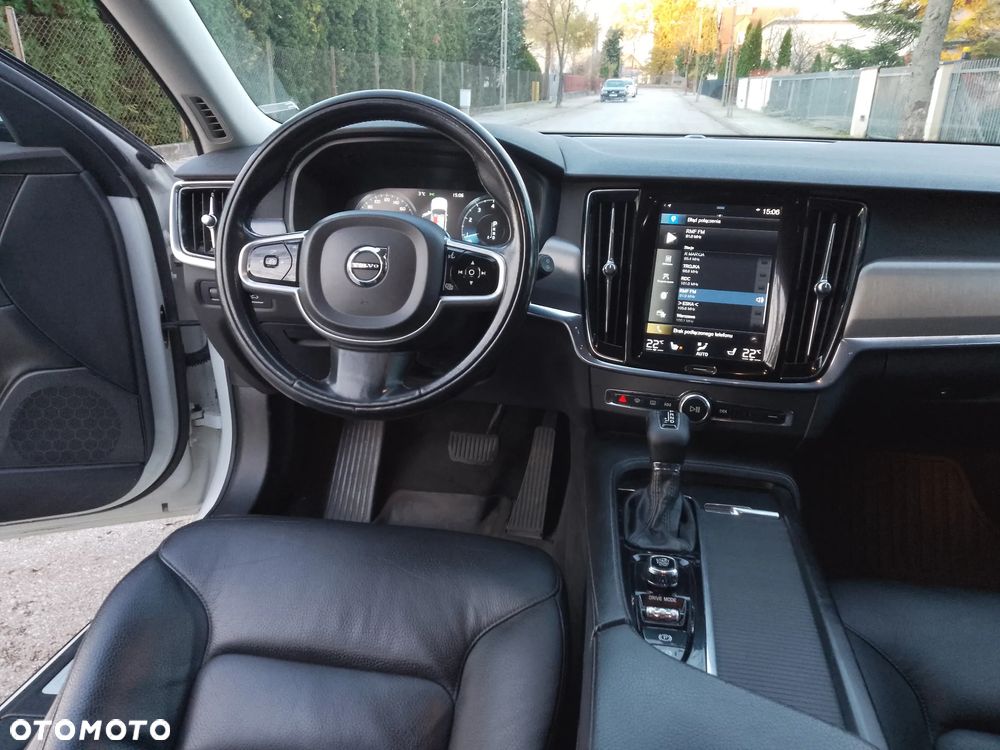 Volvo V90 T5 Geartronic Momentum - 31