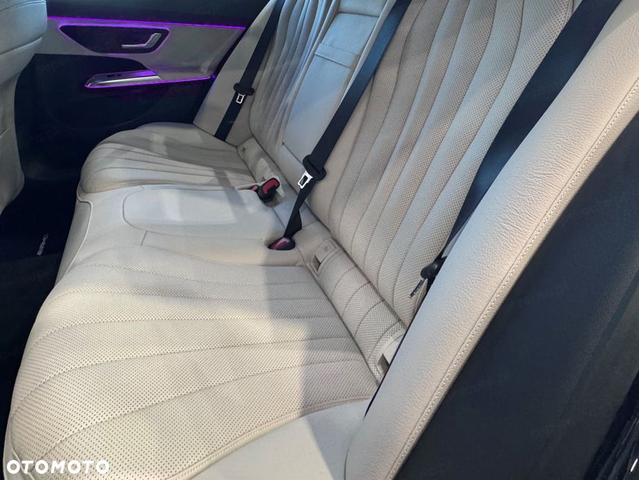 Mercedes-Benz Klasa E 220 d mHEV 4-Matic AMG 9G-Tronic - 16