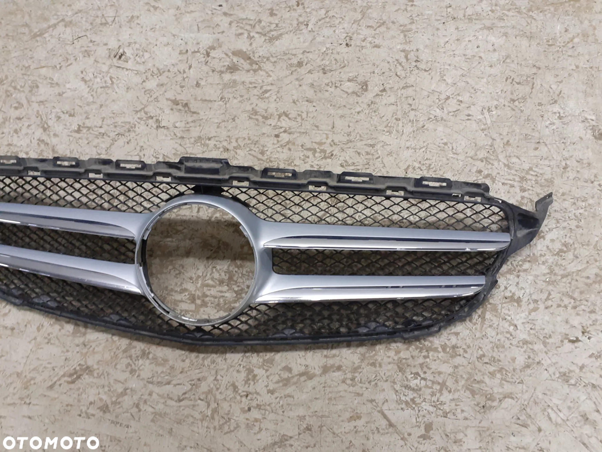 GRILL ATRAPA MERCEDES C-KLASA W205 A2058800183 2014-2018R CAŁY! - 3