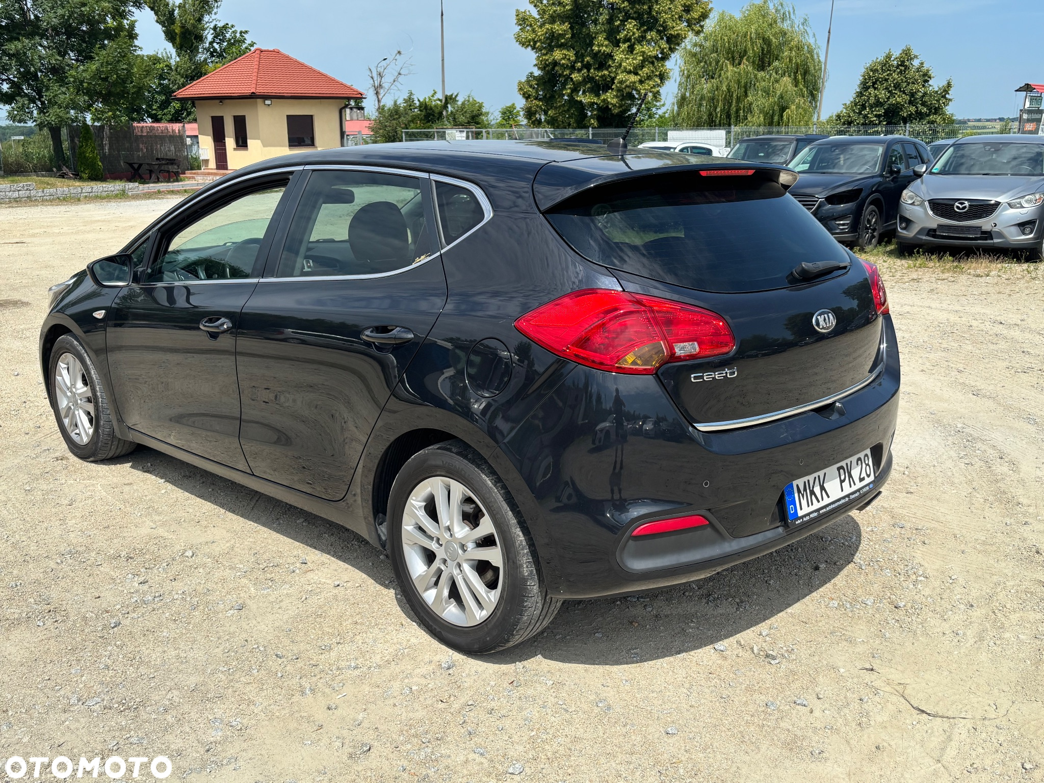 Kia Ceed 1.4 CVVT SW Dream-Team Edition - 4