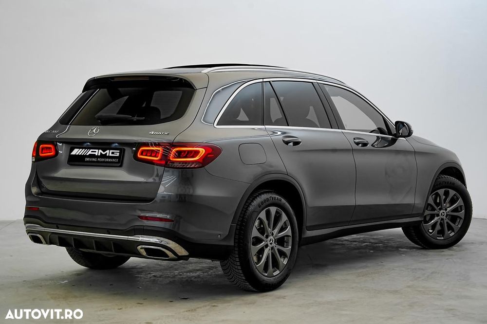 Mercedes-Benz GLC 300 4MATIC MHEV - 4