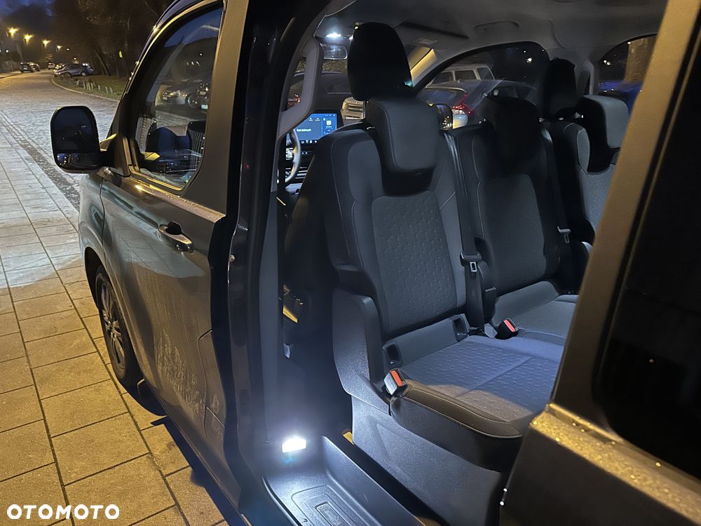 Ford Tourneo Custom 2.0 EcoBlue 320 AWD L2 Titanium - 8