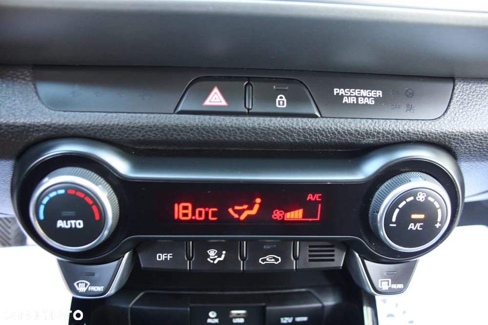 Kia Stonic 1.0 T-GDI 120 Spirit - 19