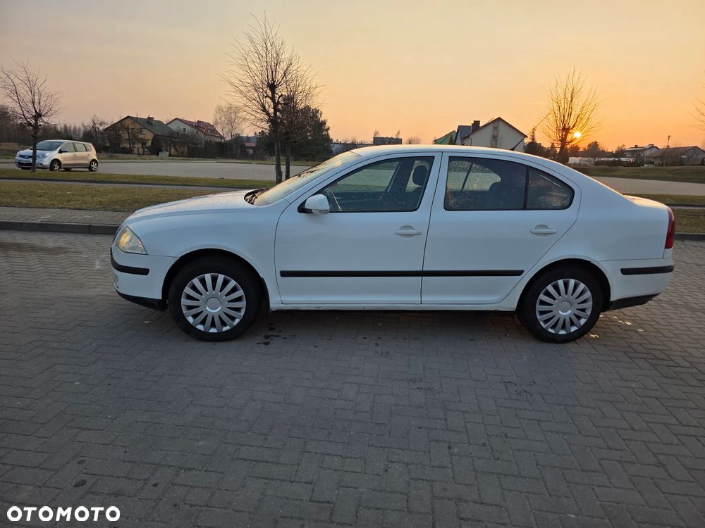 Skoda Octavia 1.9 TDI Ambiente - 2