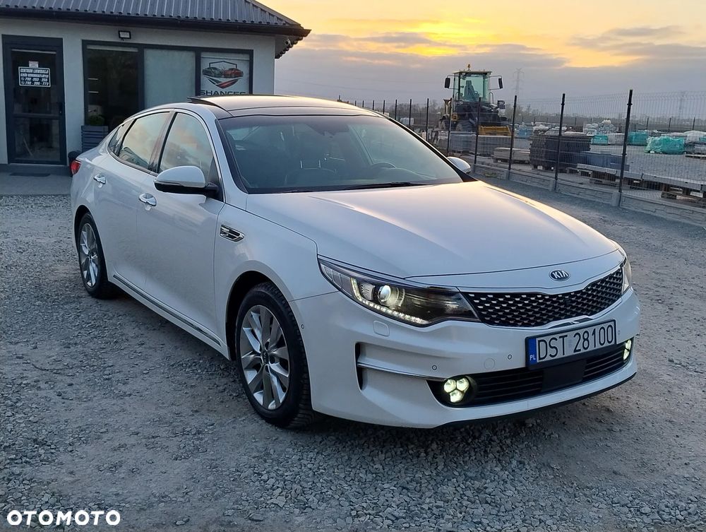 Kia Optima 1.7 CRDI DCT Business Supreme - 1