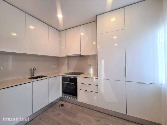 Apartamento T1 na Av. Dr. Lourenço Peixinho, Aveiro - Grande imagem: 2/20