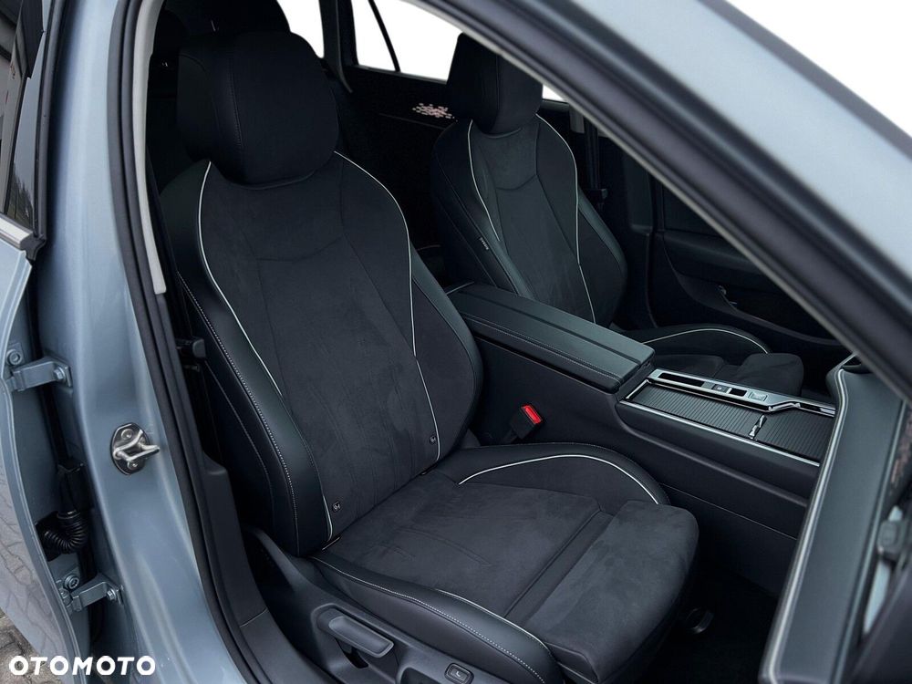 Volkswagen Passat - 19