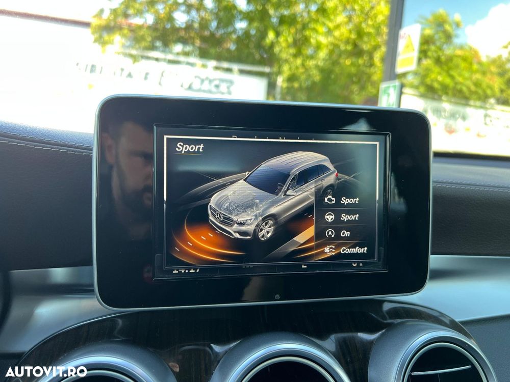 Mercedes-Benz GLC - 27