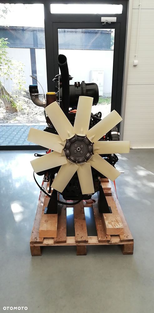 SILNIK Cummins QSB5-G3 NR3 108kW / 1800rpm 4,5L 25204 zł netto - 2