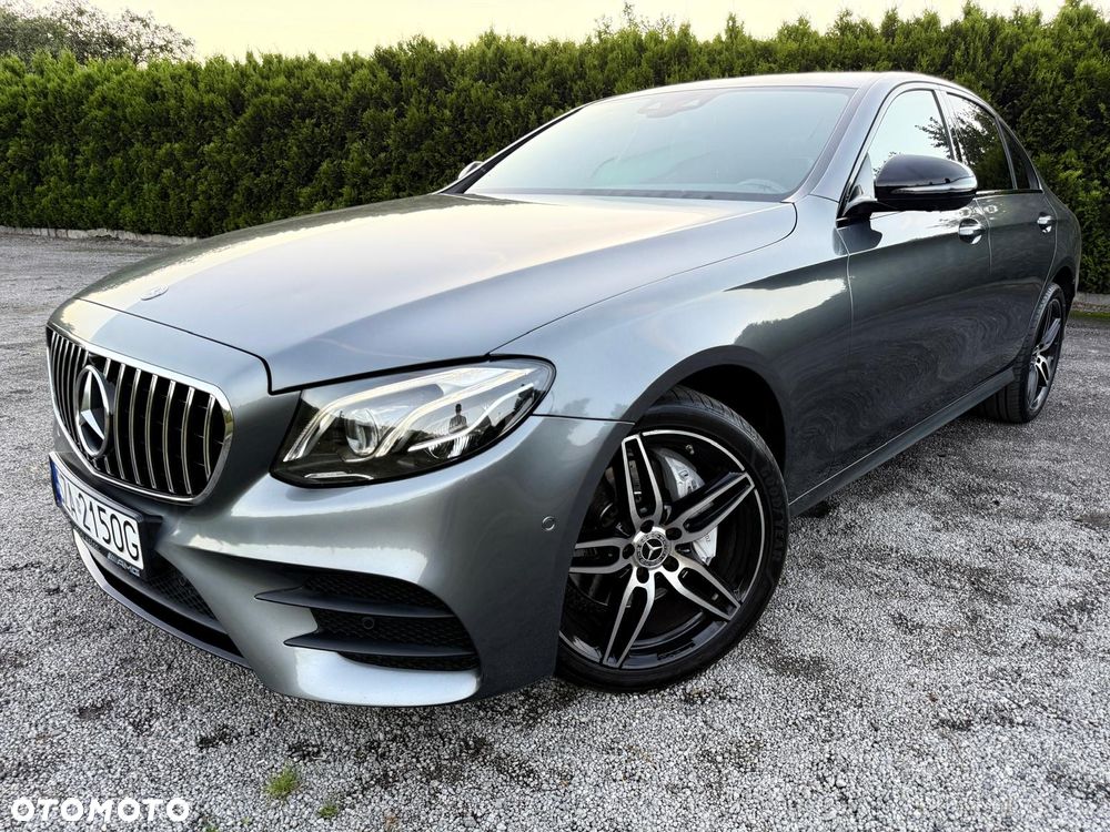 Mercedes-Benz Klasa E 220 d 4-Matic 9G-TRONIC - 2
