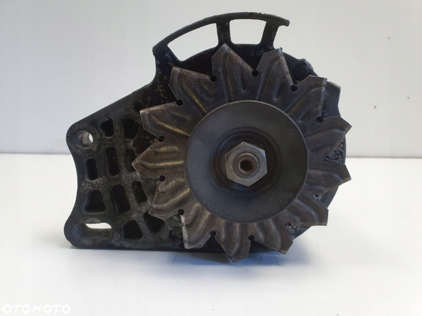 Fiat Cinquecento 0.9 ALTERNATOR 63320094 - 7