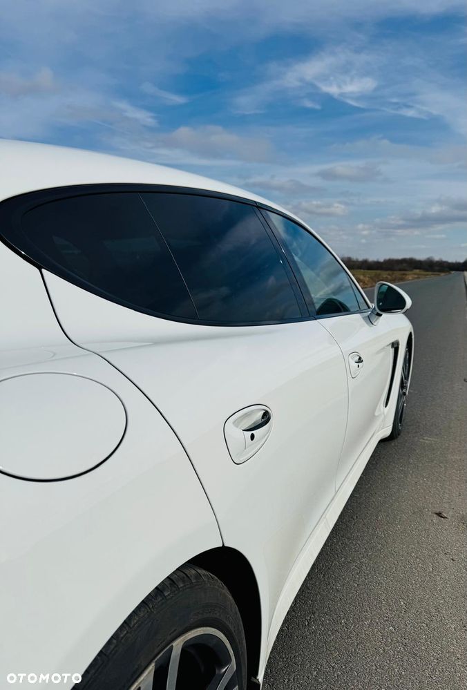 Porsche Panamera - 9