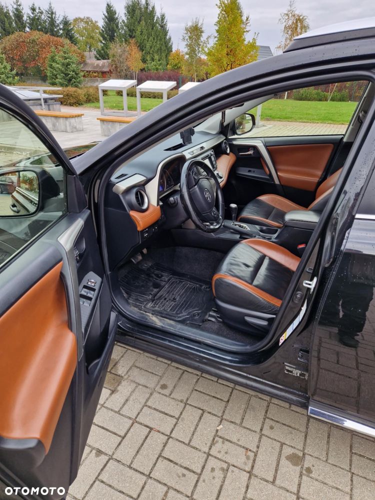 Toyota RAV4 - 9
