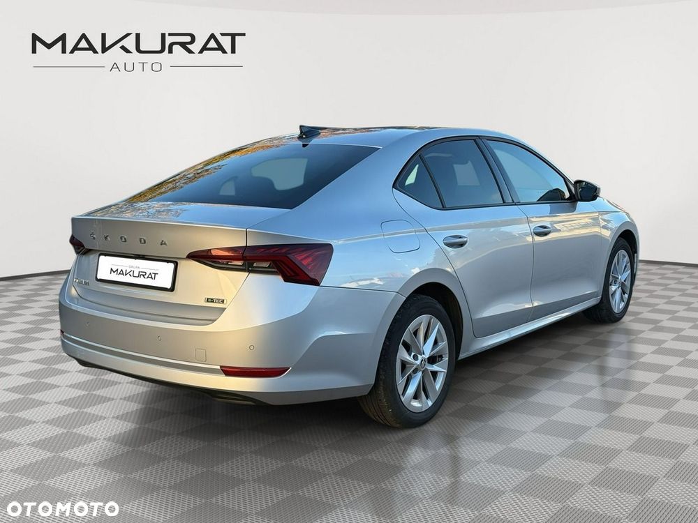 Skoda Octavia 2023 photo 4
