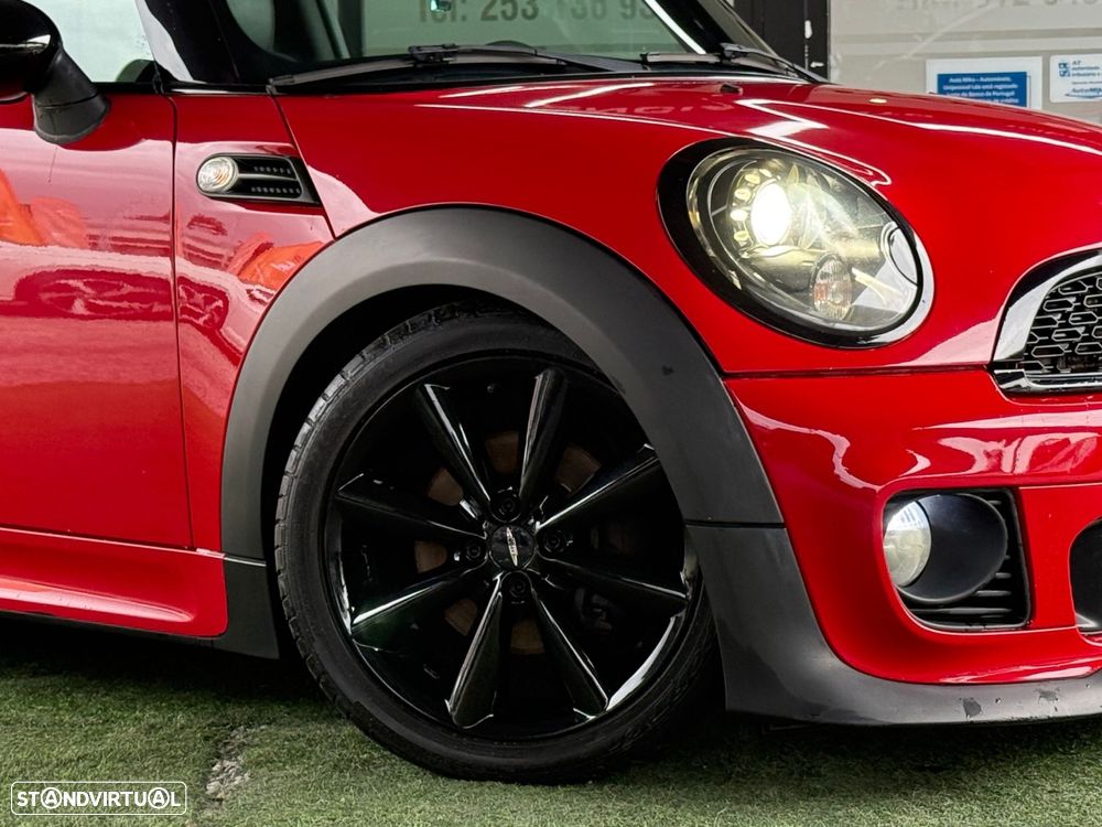 MINI 3 Portas Cooper D - 7