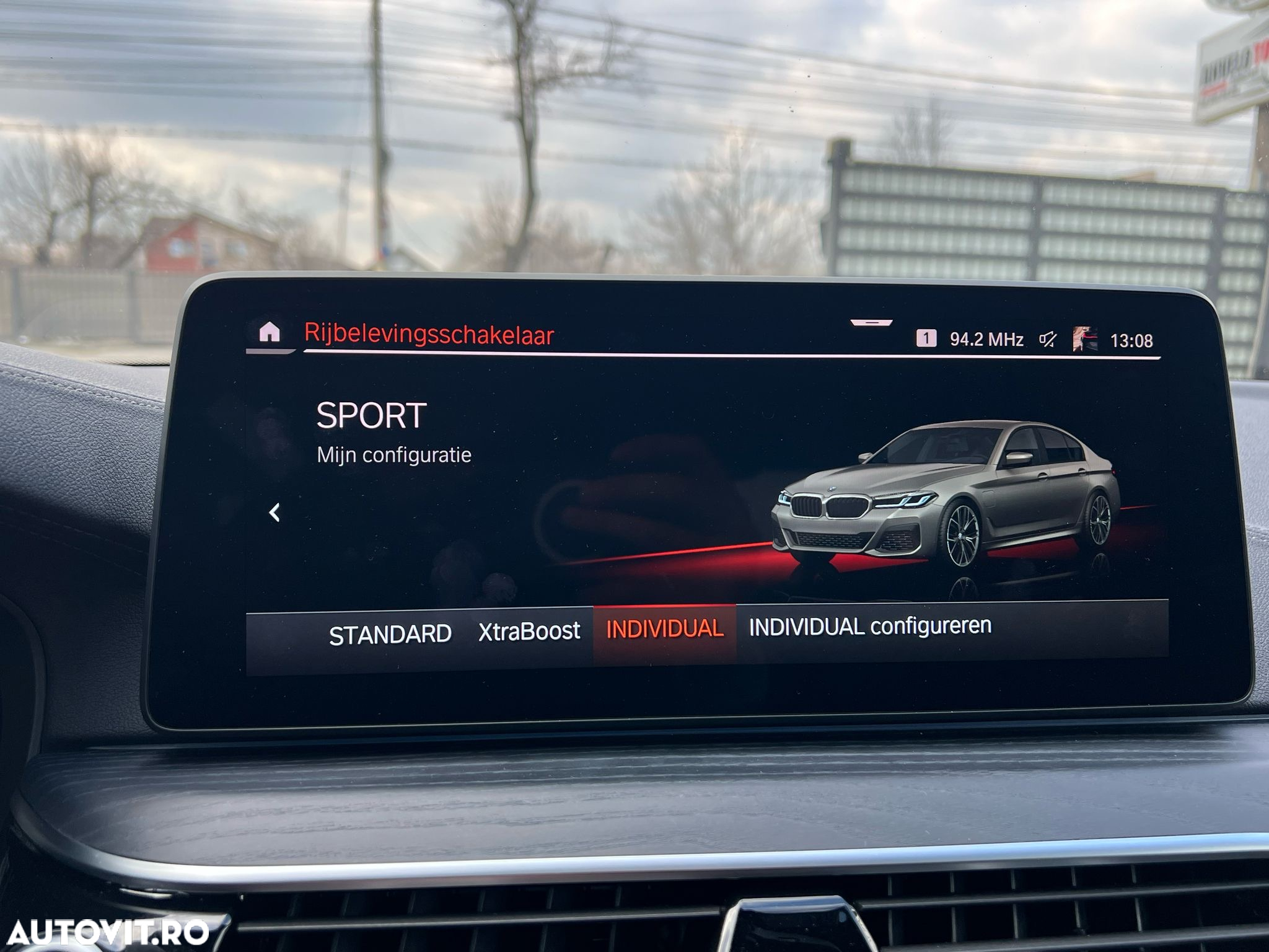 BMW Seria 5 530e Aut. - 21