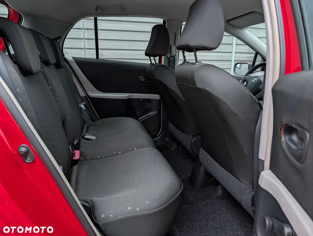 Toyota Yaris 1.3 Luna A/C - 15
