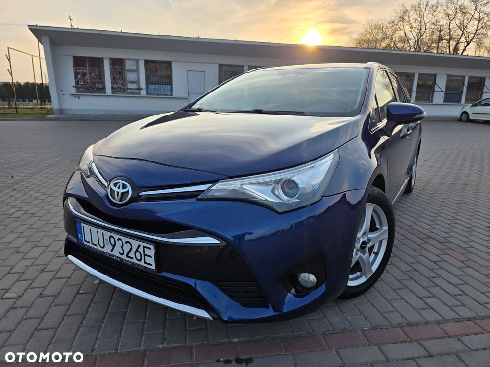 Toyota Avensis Touring Sports 1.8 Multidrive S Comfort - 16