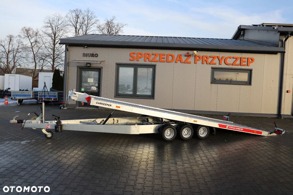 TEMARED /MARTZ CARKEEPER 5820/3 3,5T 580x207cm, Uchylna hydraulicznie , Wypełnienie sklejka+blachy alu, 3 osie, DMC 3500kg ,koła 10 - 16