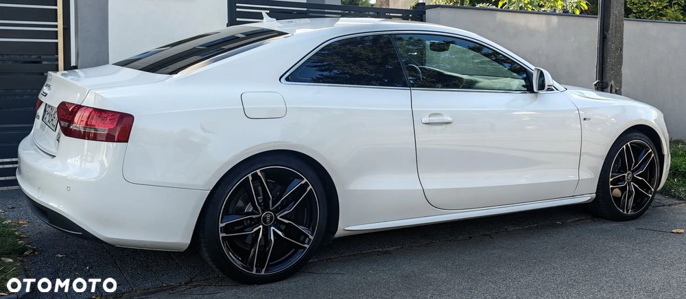Audi A5 Coupé 2010 photo 4