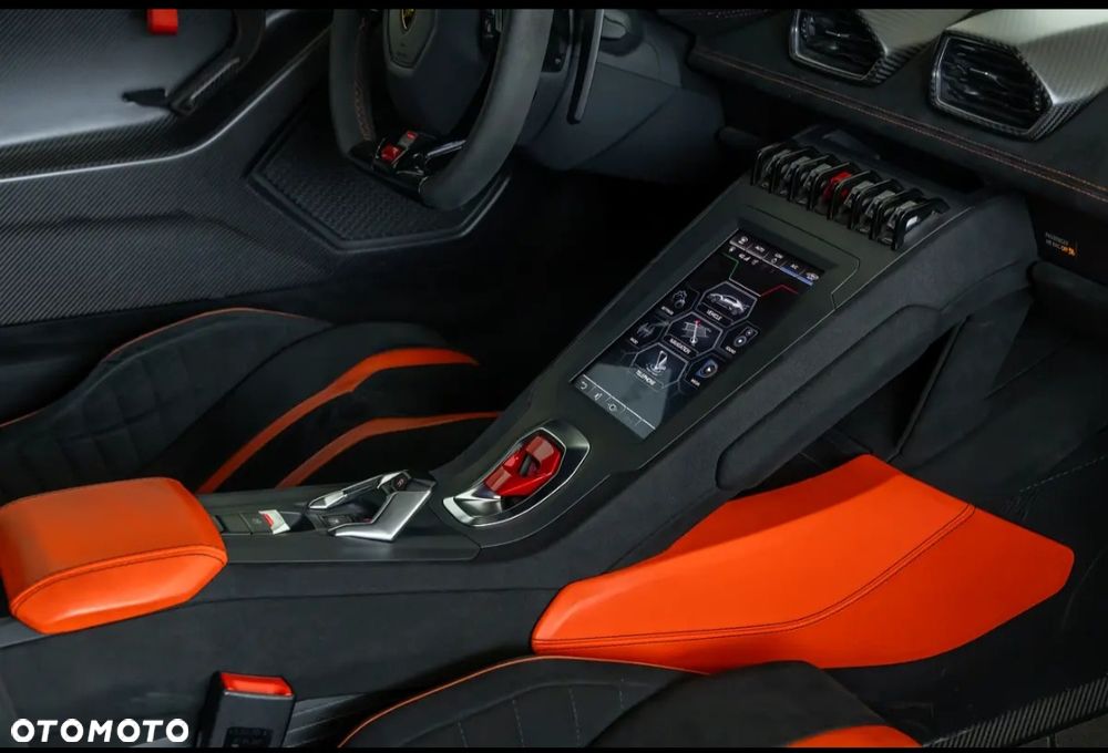 Lamborghini Huracan - 16