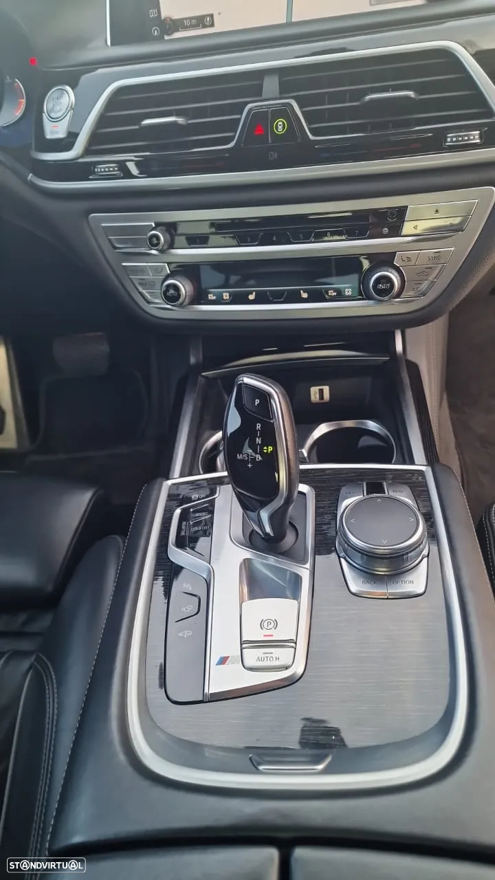 BMW 730 d xDrive Pack M - 25