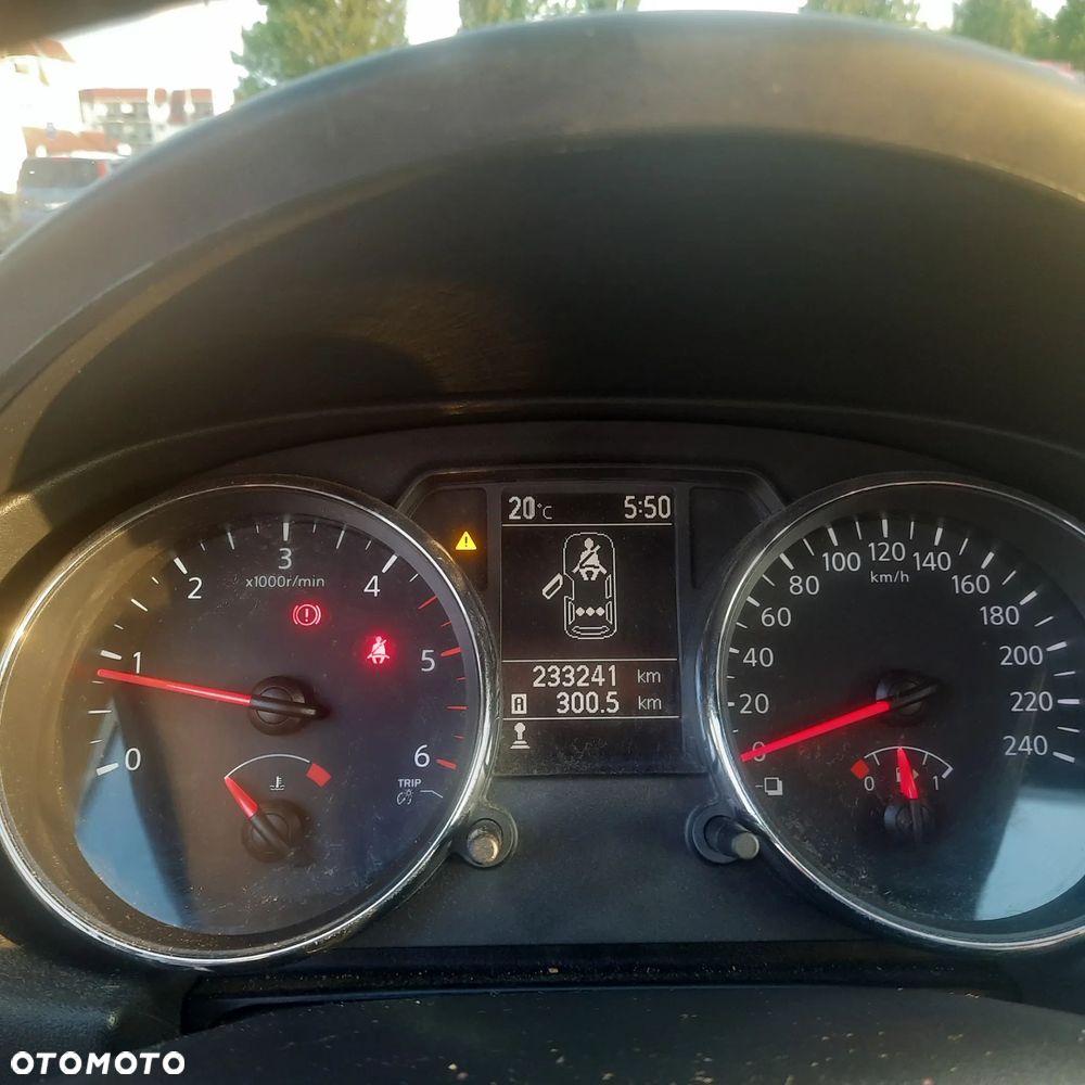 Nissan Qashqai 1.6 DCi Acenta - 6