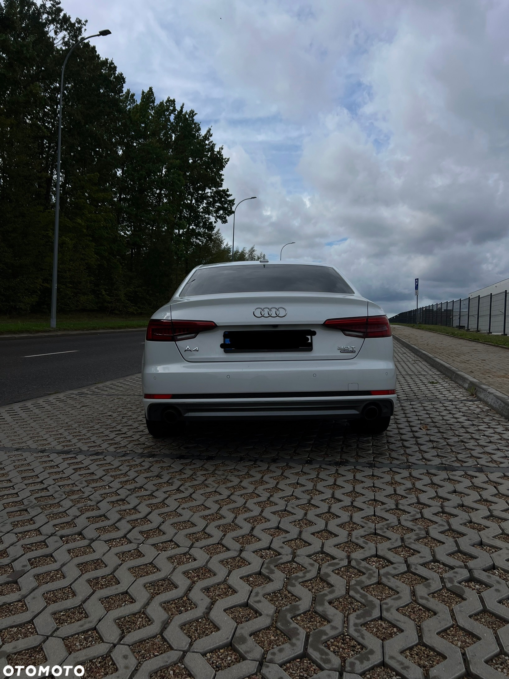 Audi A4 2.0 TFSI Quattro Design S tronic - 3