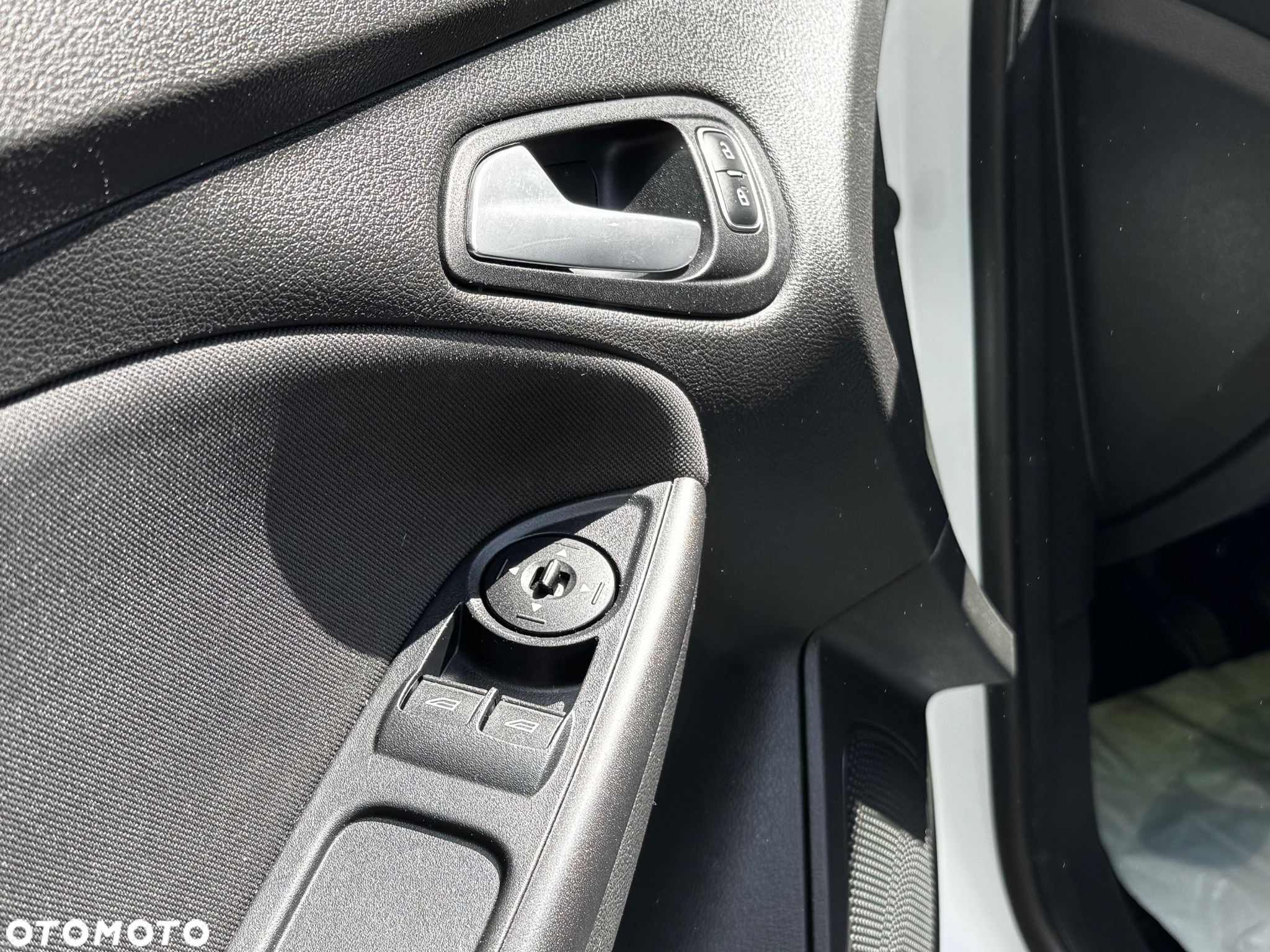 Ford Focus 1.5 TDCi SYNC Edition ASS - 9