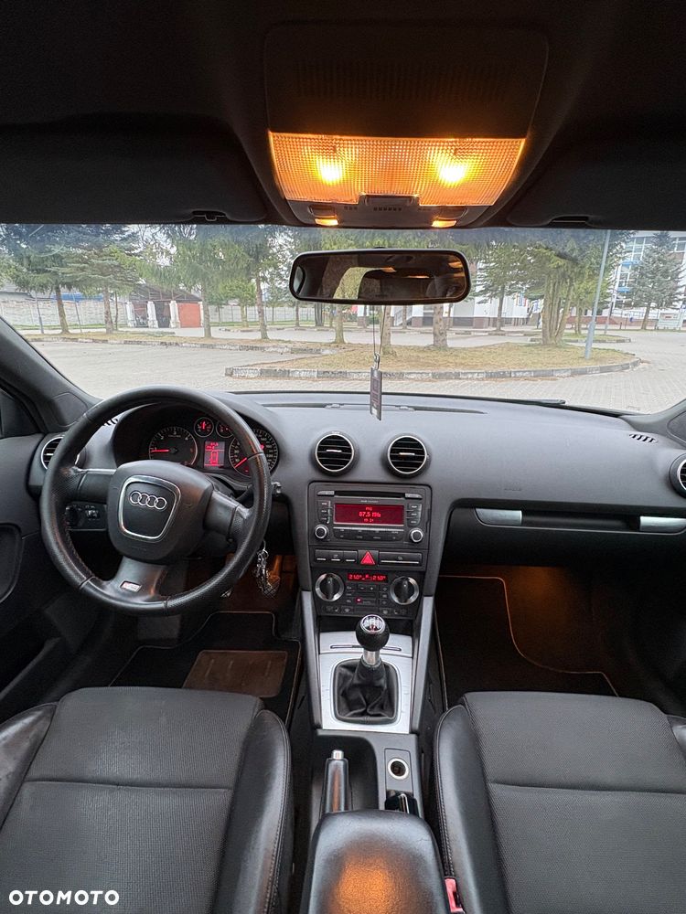Audi A3 Sportback - 13
