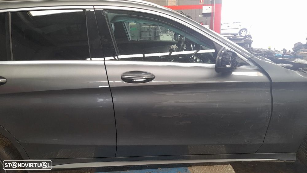 Porta frente direita MERCEDES-BENZ Classe C Carrinha (S205) - 1