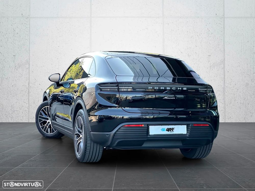 Porsche Macan Standard - 3