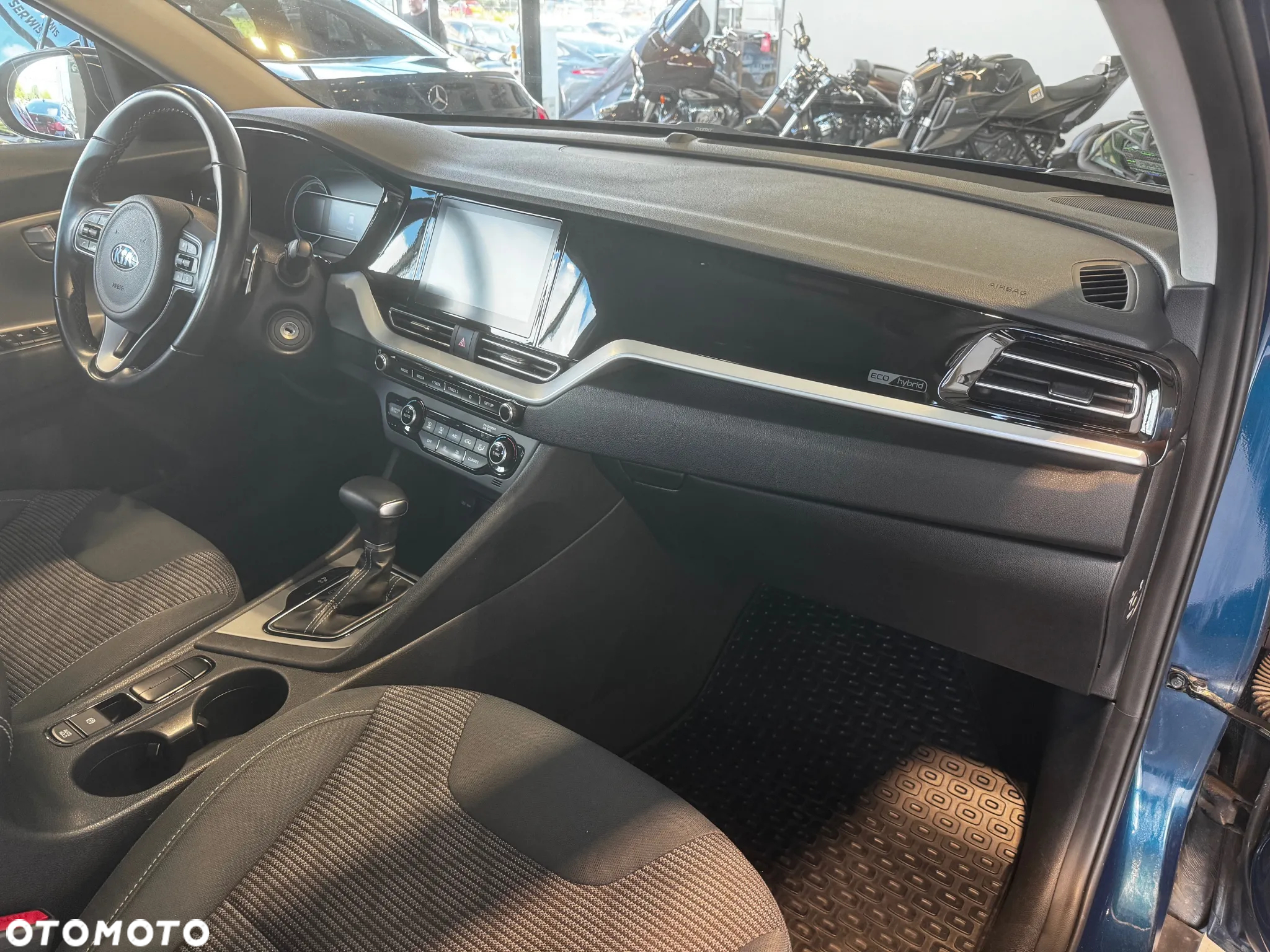 Kia Niro 1.6 GDI Hybrid L Business Line - 18