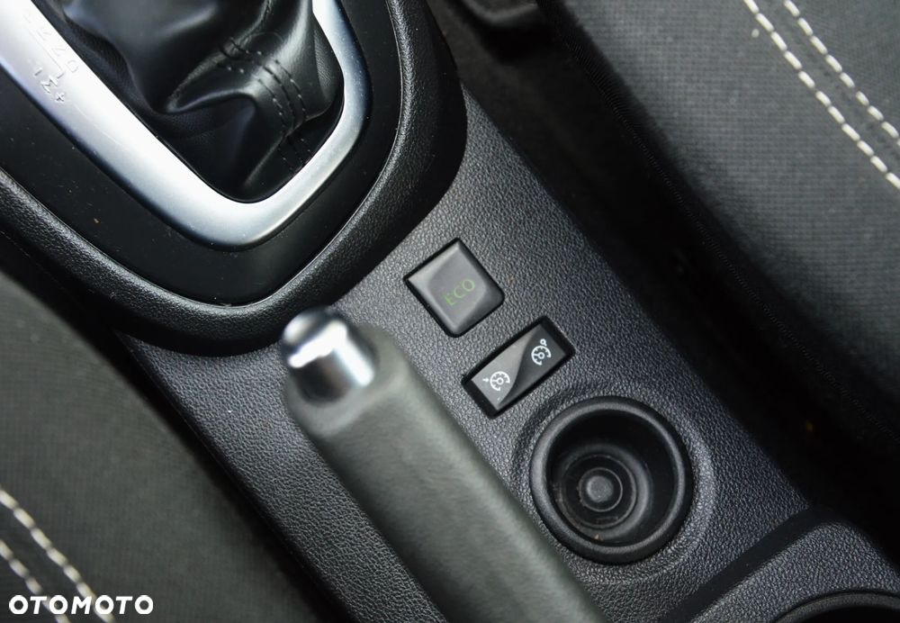 Renault Captur - 27