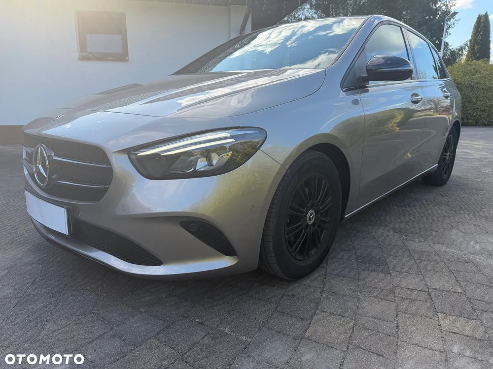 Mercedes-Benz Klasa B 180 7G-DCT Edition 2021 - 1