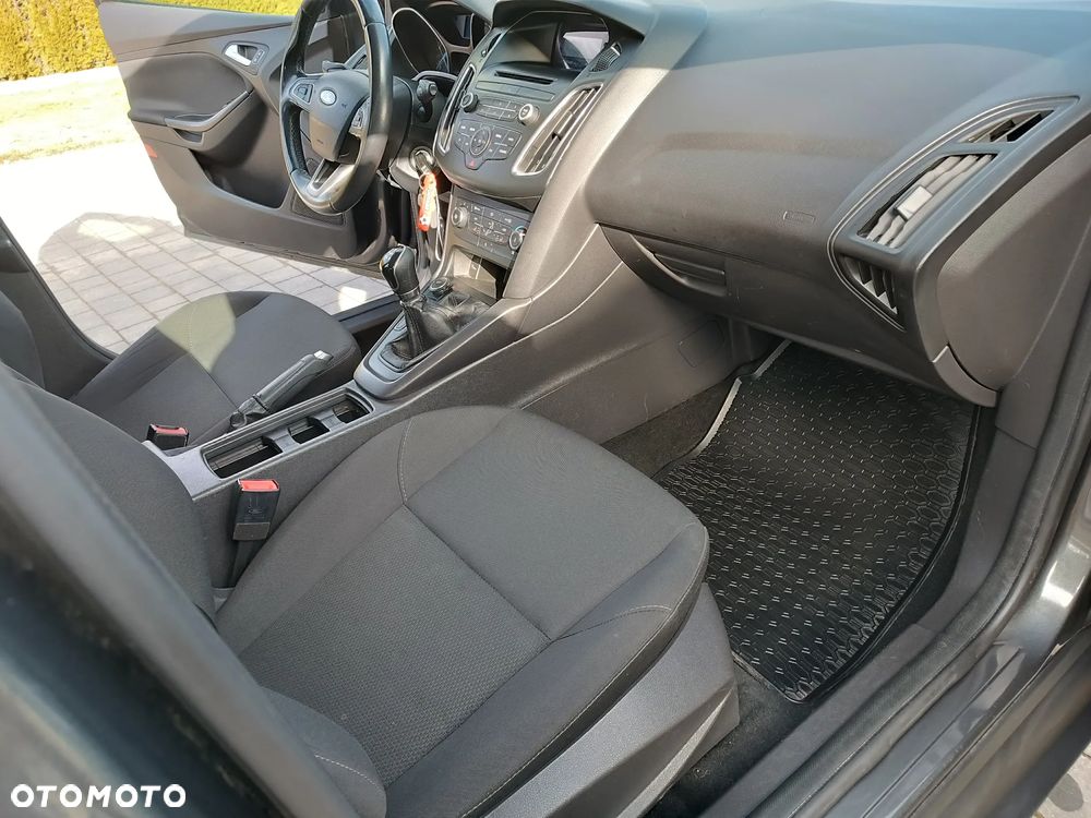 Ford Focus 1.0 EcoBoost Start-Stopp-System COOL&CONNECT - 39