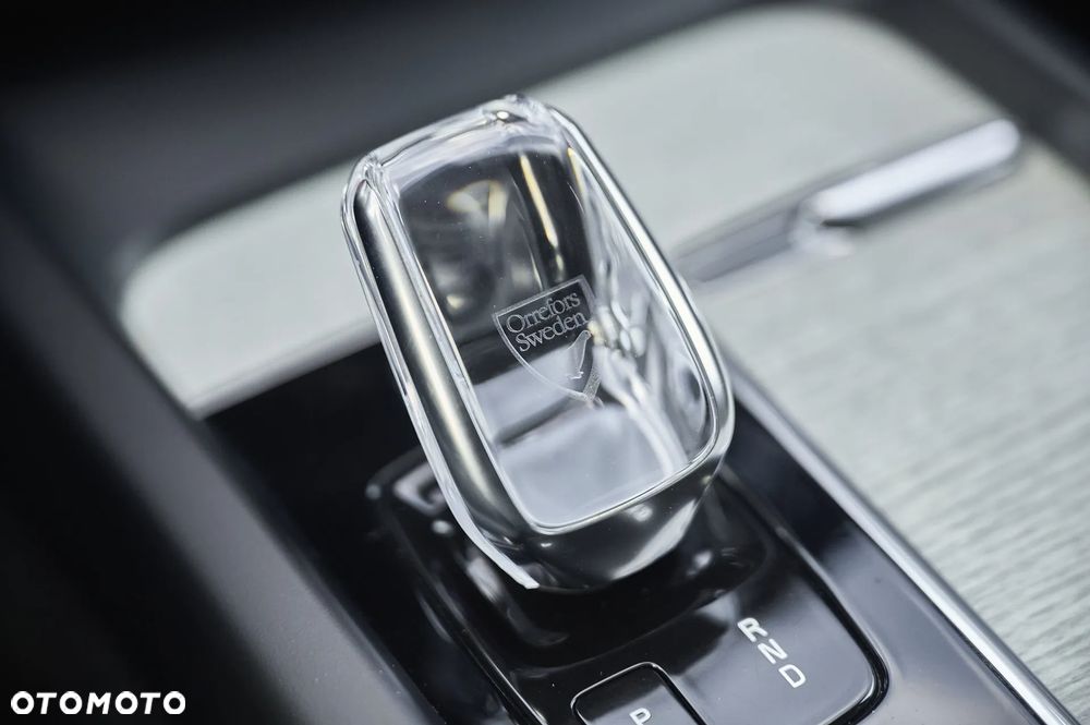 Volvo XC 60 B4 D AWD Inscription - 28
