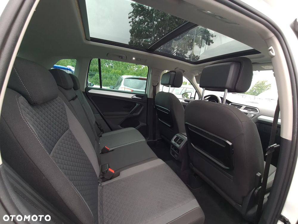 Volkswagen Tiguan 2.0 TDI SCR (BlueMotion Technology) Comfortline - 25