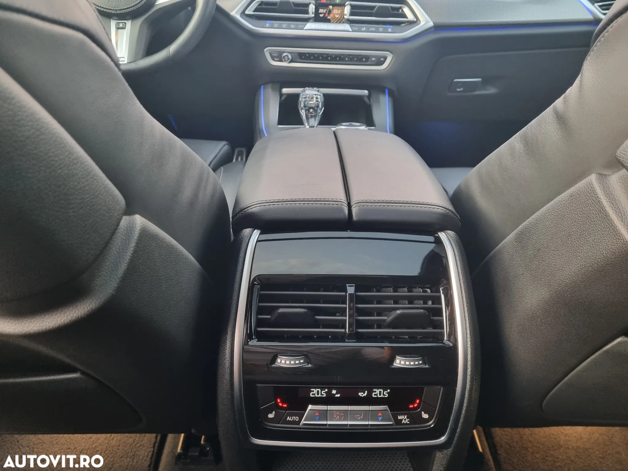 BMW X5 M M50d - 12