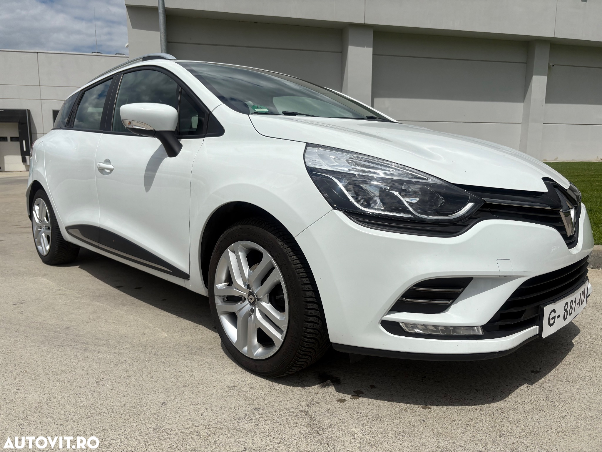 Renault Clio Estate Energy TCe Intens - 27