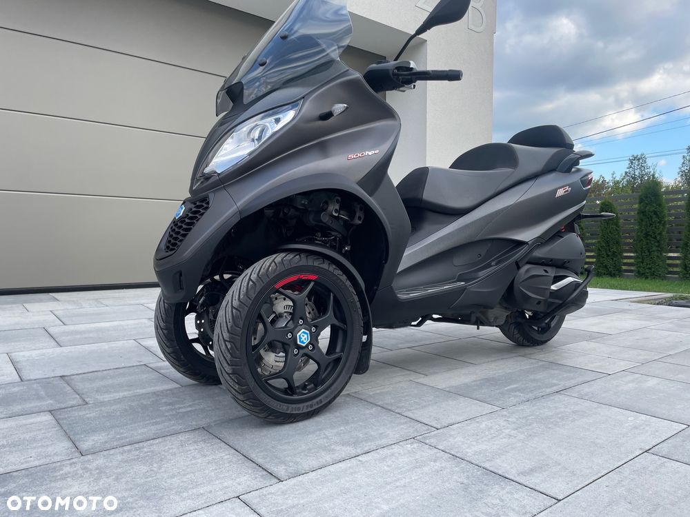 Piaggio MP-3 - 4