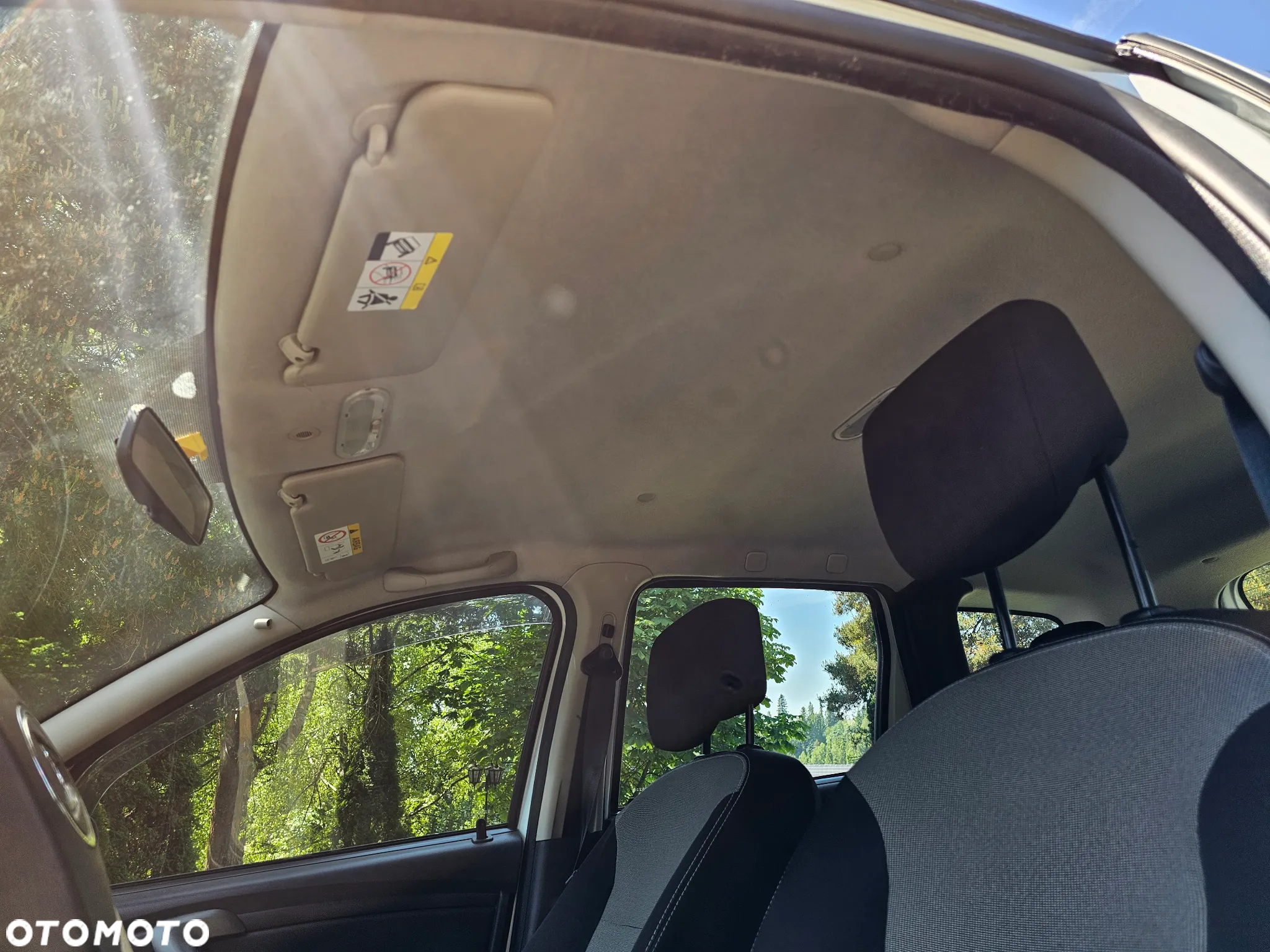 Dacia Duster 1.6 Ambiance Eco - 28