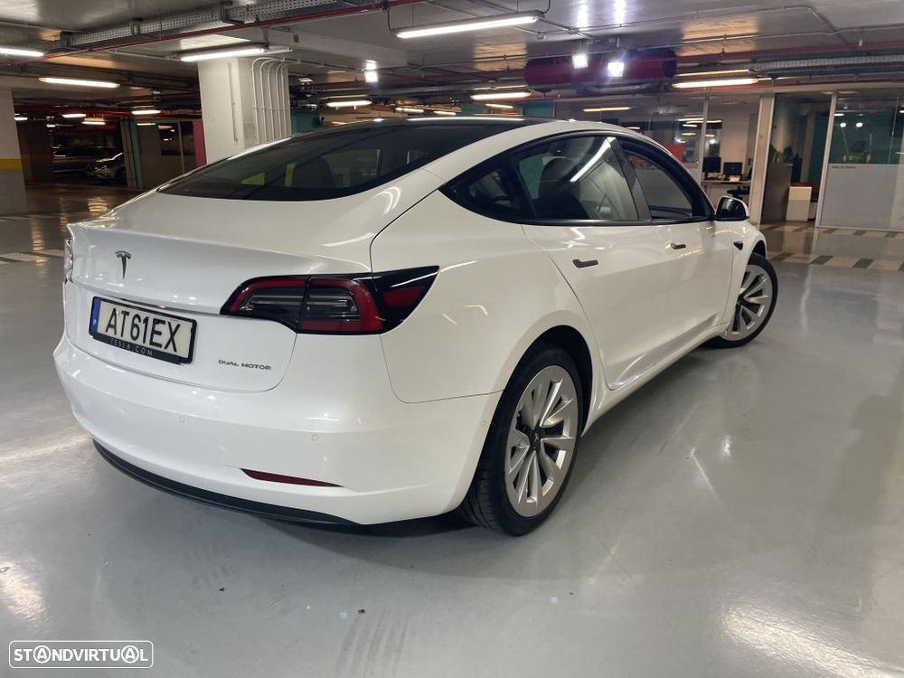 Tesla Model 3 Long-Range Dual Motor AWD - 4