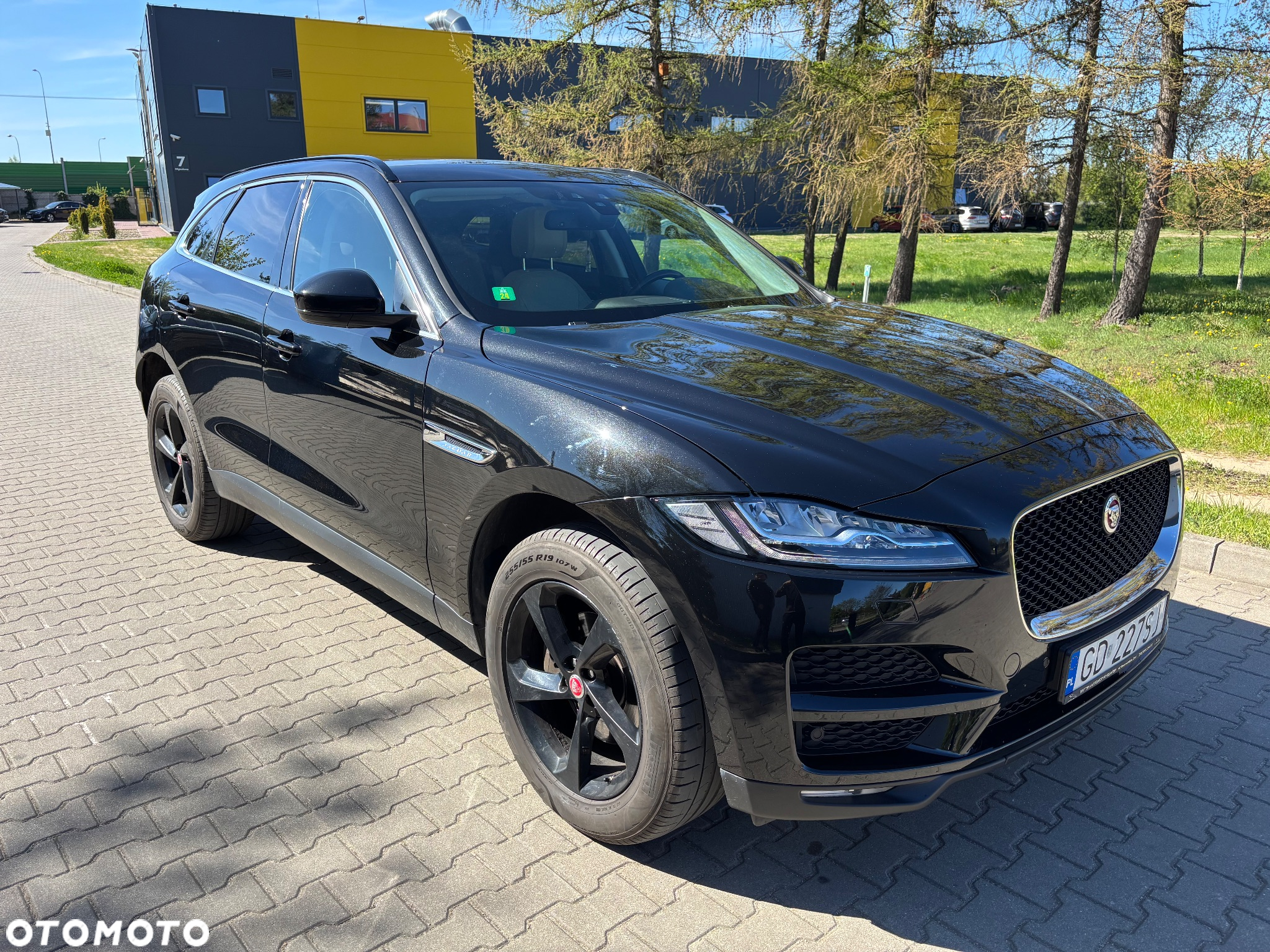 Jaguar E-Pace - 14