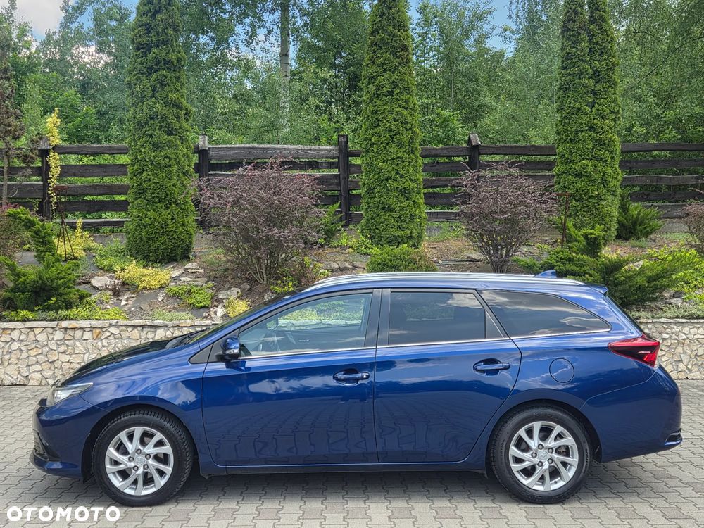 Toyota Auris 1.2 Turbo Executive - 4